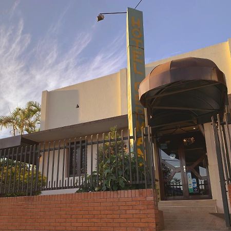 Hotel Germano Encarnación エクステリア 写真