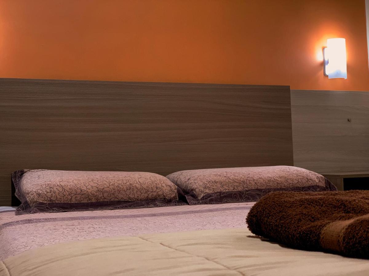 Hotel Germano Encarnación エクステリア 写真